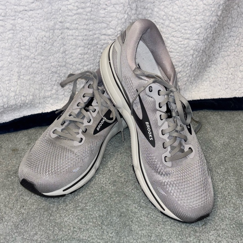 Brooks Ghost 15 Mens 13 D Shoes Gray Running Walking Gym Sneaker Cushion